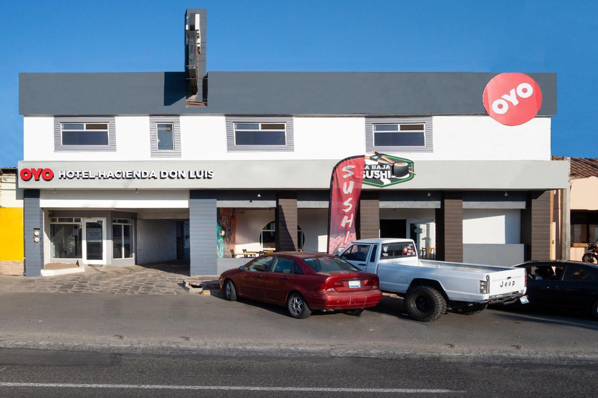 Oyo Hotel Hacienda Don Luis, Rosarito Εξωτερικό φωτογραφία OYO Hotel in Port Elizabeth, South Africa